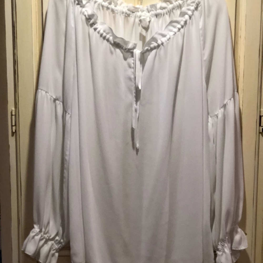 H&M White Ruffled Tie Front Long Sleeve Blouse